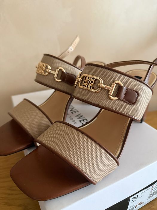 Сандали Nine West