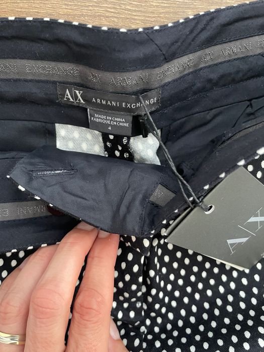 Къси панталони Armani Exchange