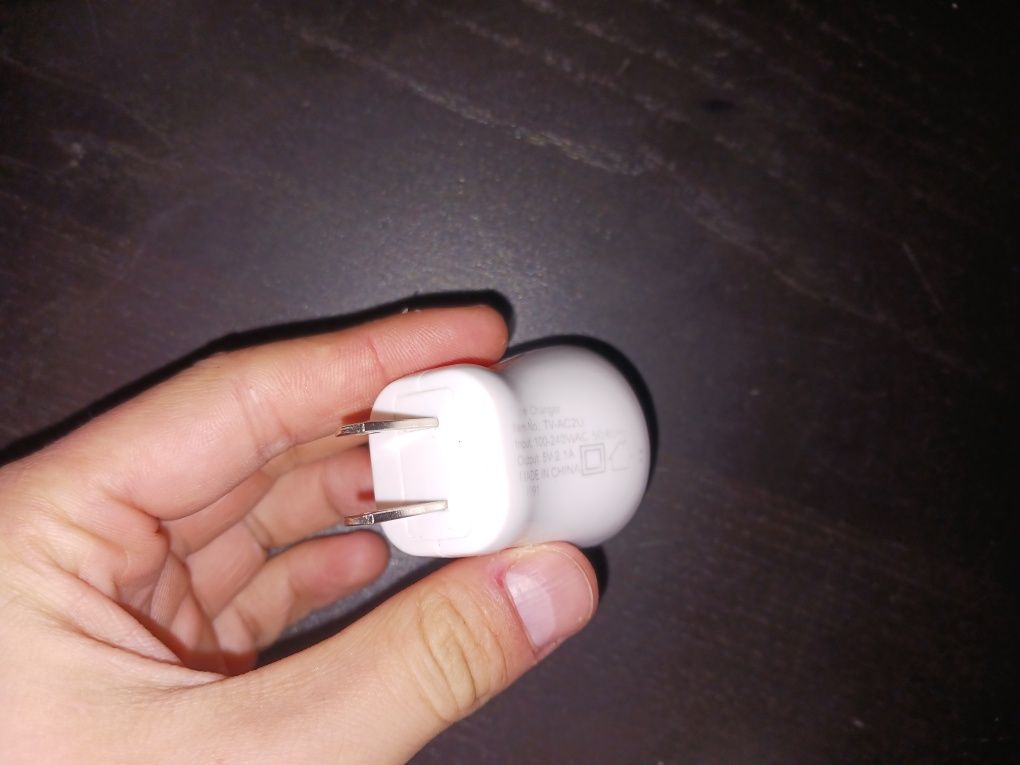 Adaptor (ștecher) priză America (SUA)  cu 2 ieșiri USB