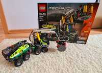 LEGO® Technic Masina forestiera 42080
