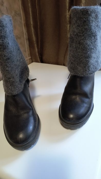 Botine Calvin klein Jeans, purtate o singura data