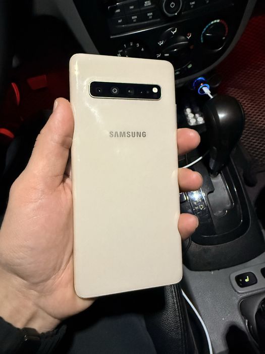 Samsung s10 5G 12/256 gold