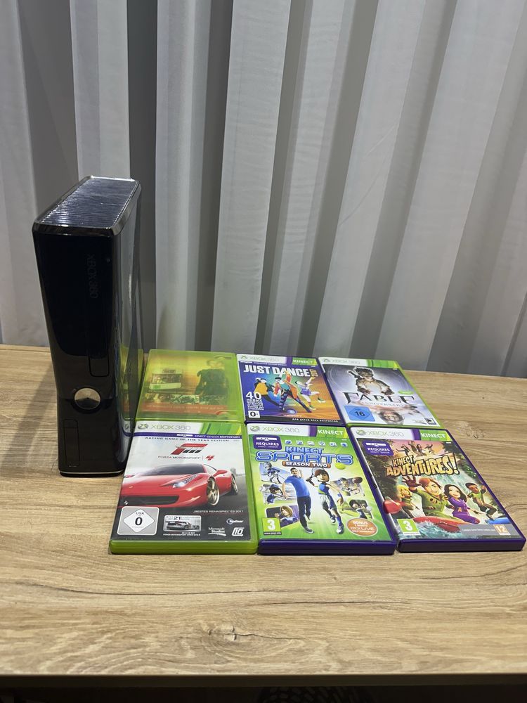 Продаю Xbox 360 с дисками и KINECT и