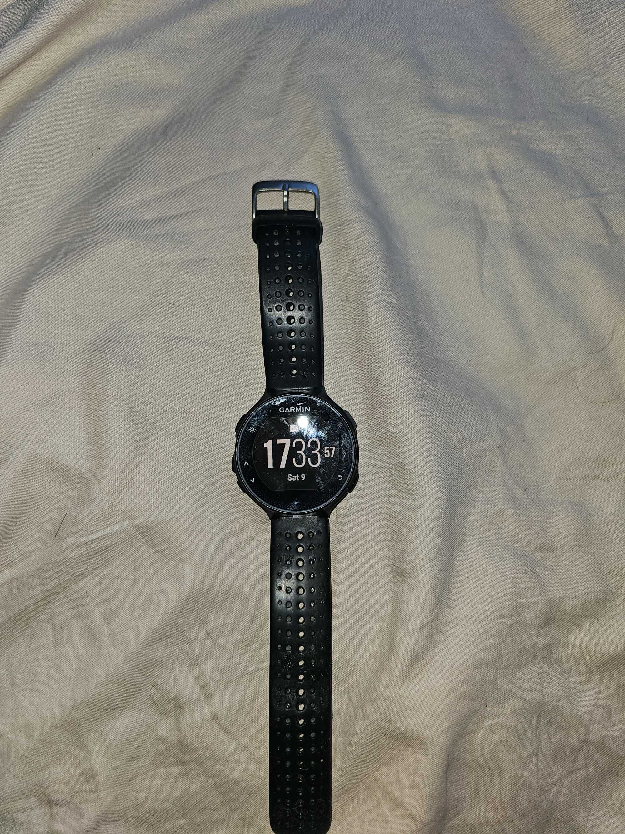 Garmin Forerunner 235