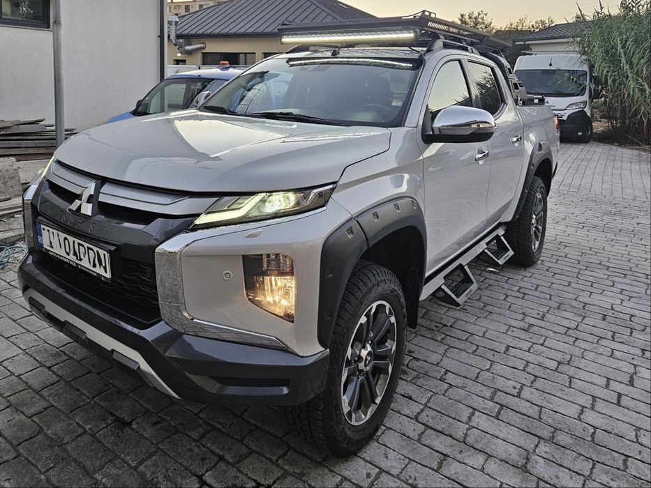 Mitsubishi L200(ultimul model) variante cu Ford Ranger Raptor 2022+