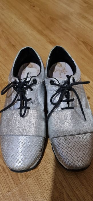 Маратонки  от естествена кожа