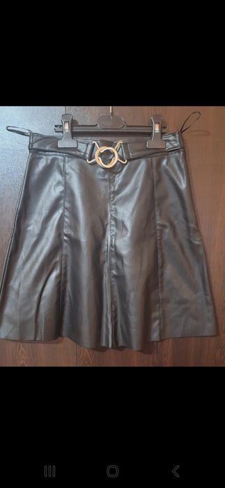 Fusta scurta marimea S