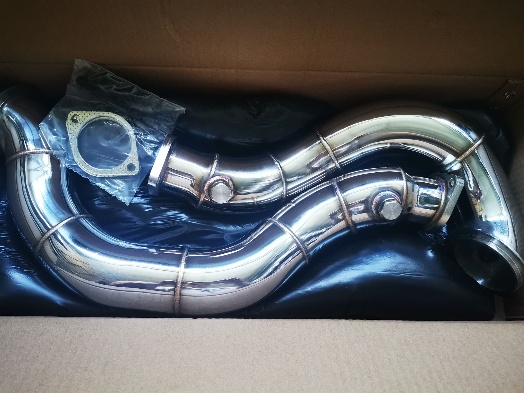 Downpipe 335i 135i даунпайп BMW N54 e90 e88 3.0 Bi turbo