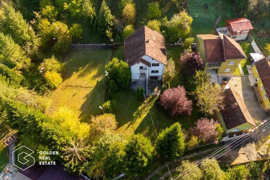 De vanzare ! Casa de vacanta sau de locuit