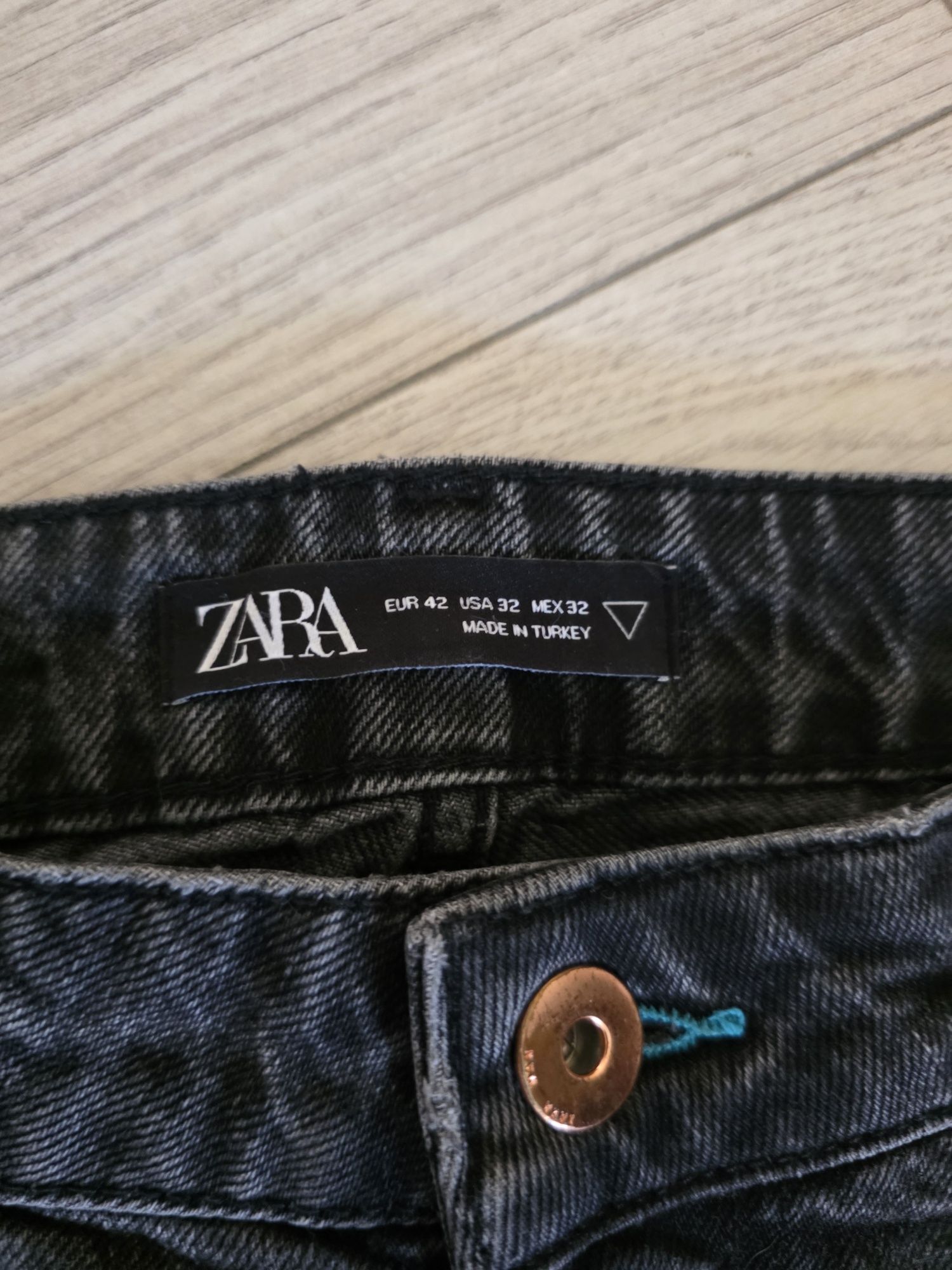 Мъжки къси дънки Zara