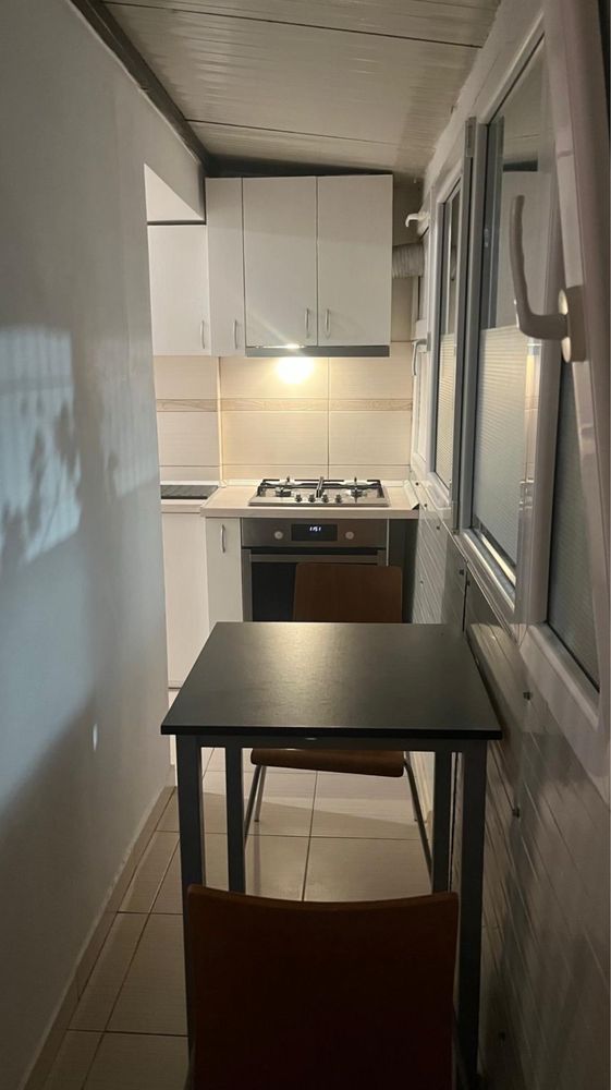 Apartament doua camere de vanzare
