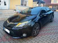 Toyota Avensis 2013