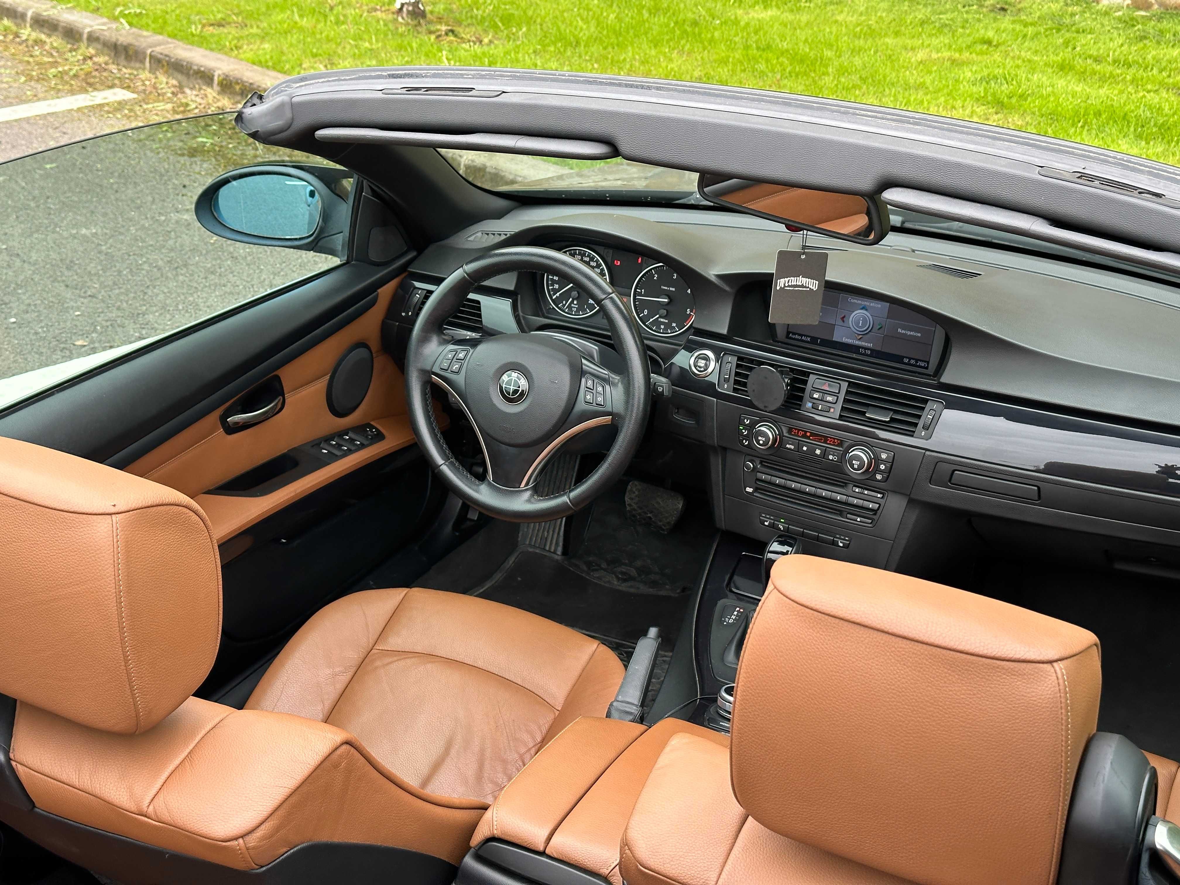 BMW e93 2.0 D / navi / incalzire / comenzi / piele