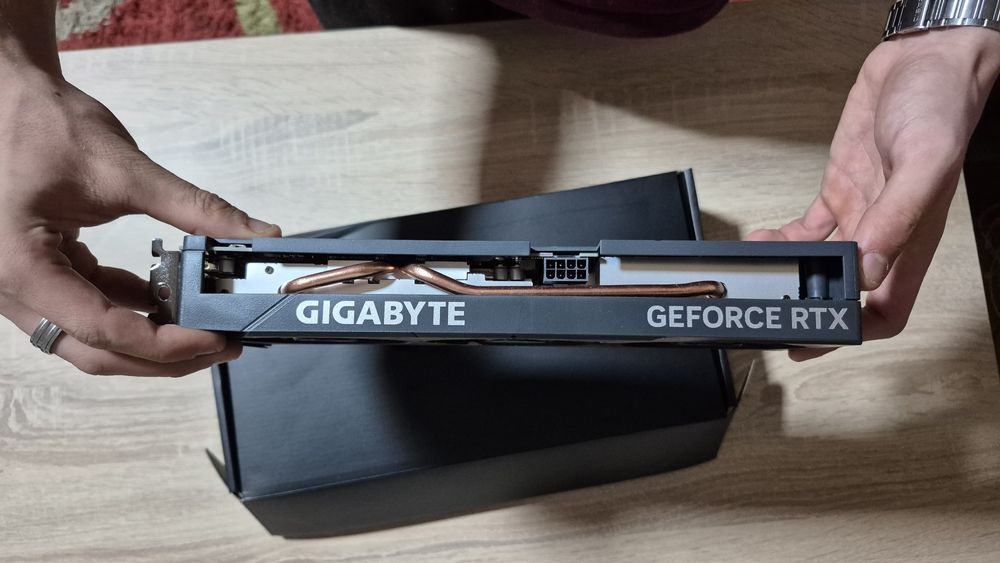 Placă video RTX 4060 Eagle OC 8GB
Preț n