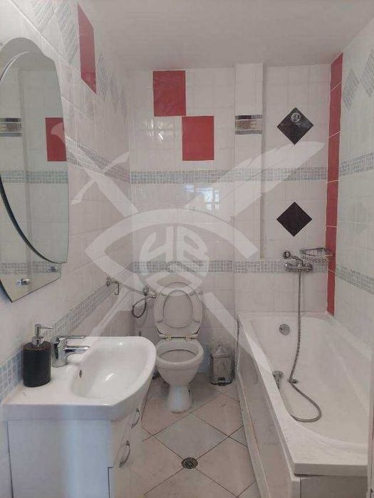 Дава се под наем Тристаен апартамент в София, Лозенец - 70 кв.м за 625 € - Снимка #15