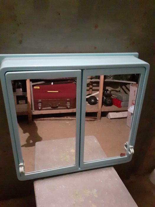 DULAP SUSPENDAT BAIE, cu doua usi cu oglinzi, din PVC, culoare BLEU