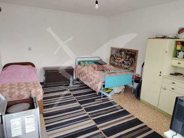 Двуетажна къща в село Вършило 82145