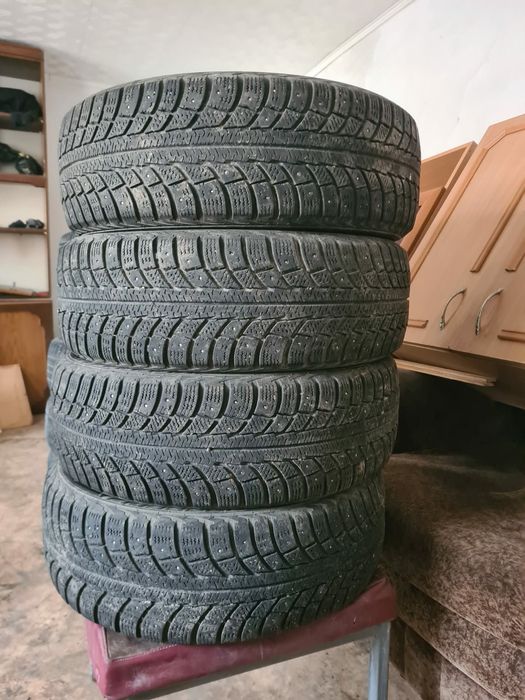 Продам резину r15 зима