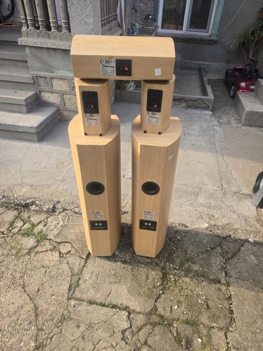 Елтакс Тонколони