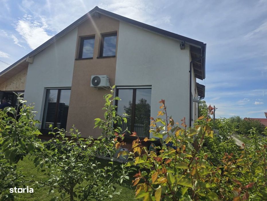Casa individuala cu Panorama, garaj si o terasa acoperita, Campenesti