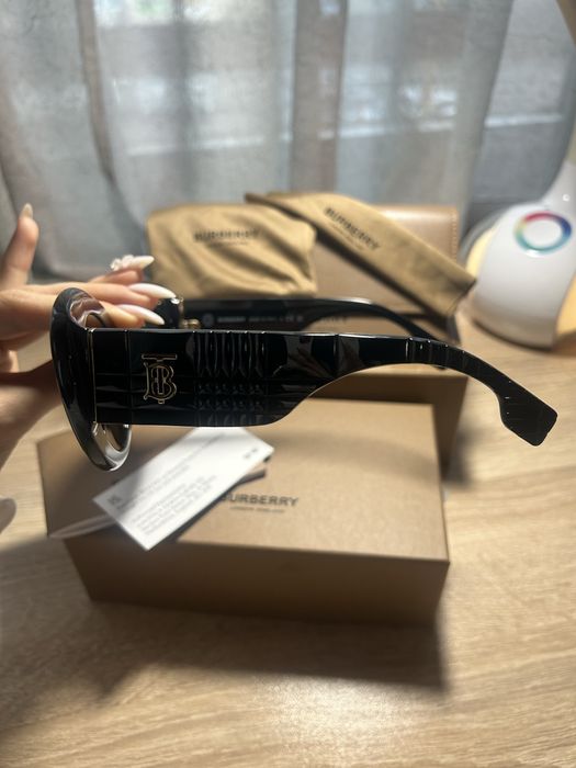Оригинални слънчеви очила Burberry MARGOT
