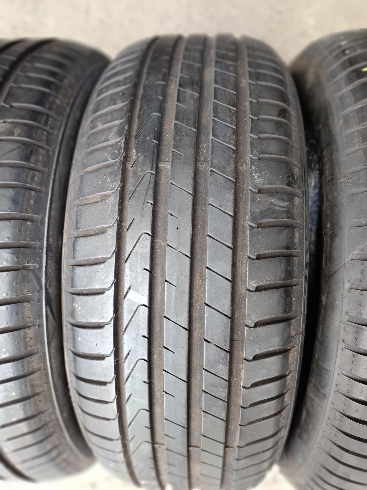 Летни гуми -17цола -215/55-1бр.-110лв."PIRELLI"