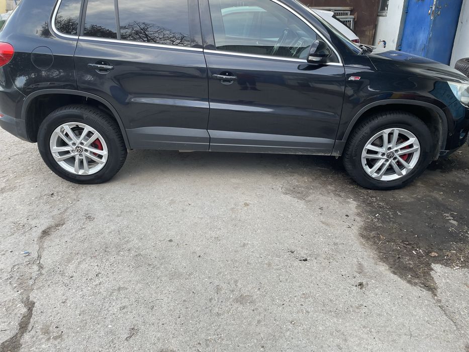 Jante aliaj R17 originale VW Golf Passat CC 205/50/17 Pirelli iarna