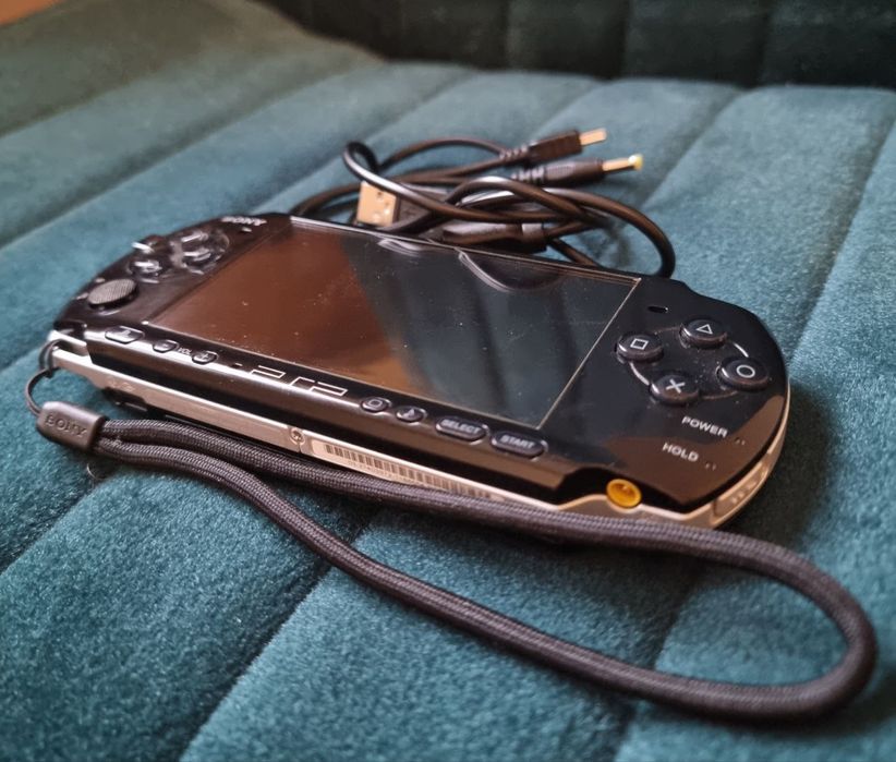 Конзола SONY PSP 3004 (PlayStation Portable)