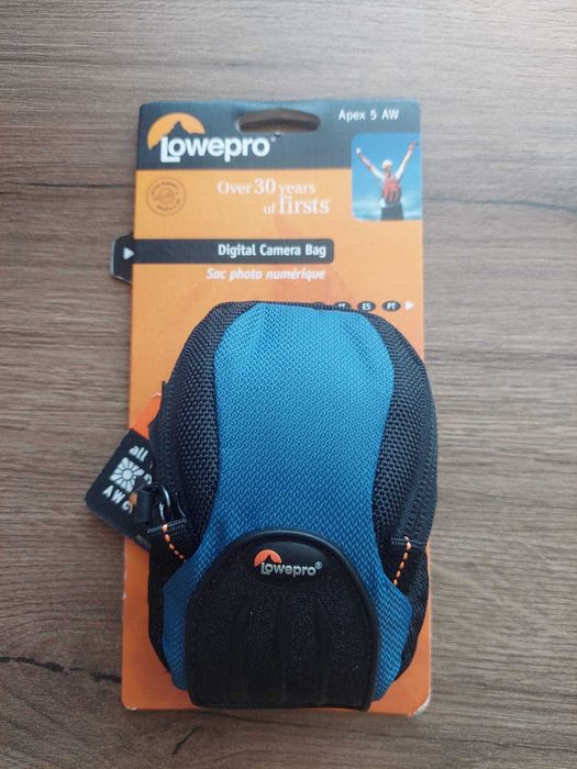 Husă nouă Lowepro Apex 5 AW Blue – originală, impermeabilă