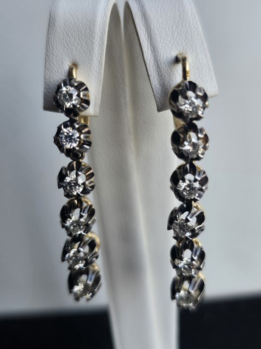 Золотые сережки.