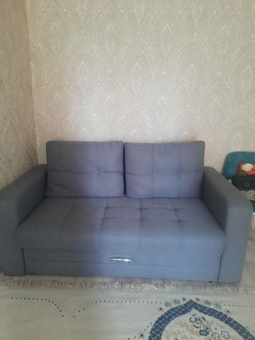 Мягкий диван серый цвет