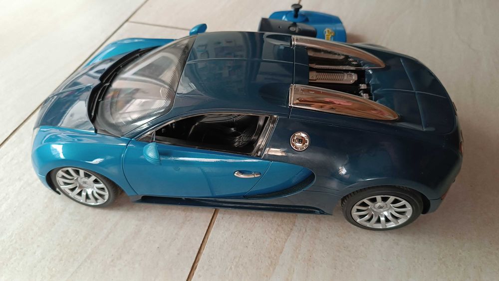 Кола бугати Bugatti с дистанционно управление