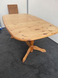 Masa extensibilă din lemn de pin