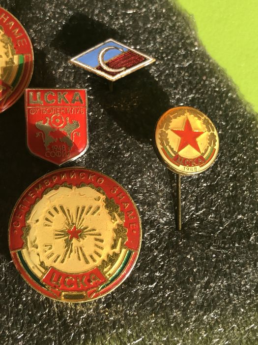 Фуболни значки на ЦСКА СОФИЯ