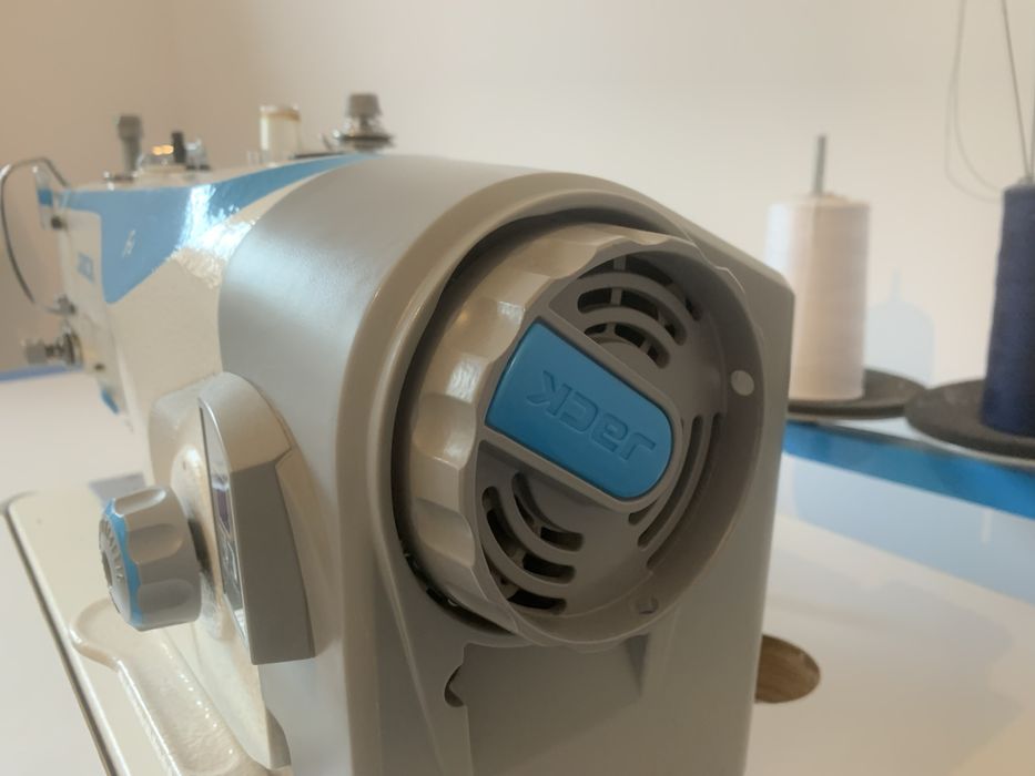 Masina cusut Jack F4