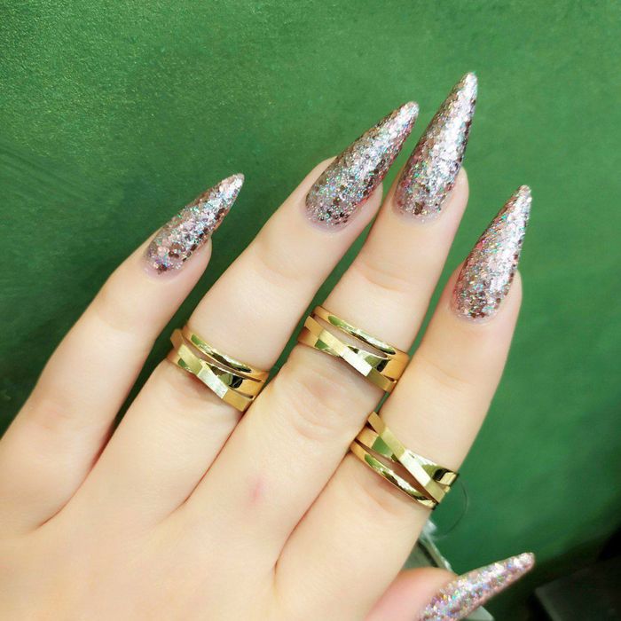 Золотое обручальное очень красивое кольцо. Золото 585 Доставка