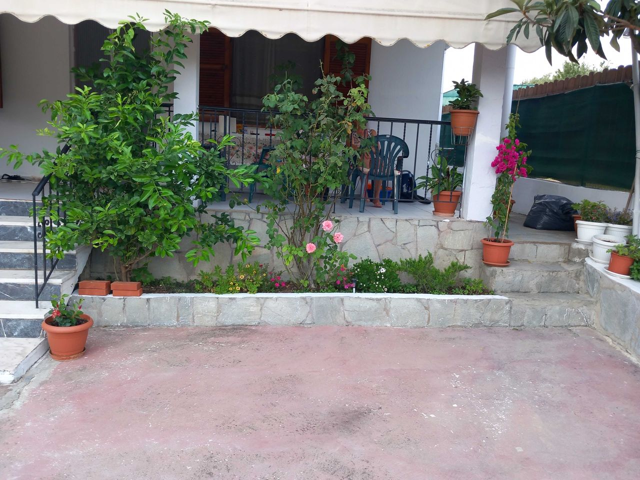 Продава се Къща в София, Зона Б-19 - 80 кв.м за 1619 €/кв.м - Снимка #1