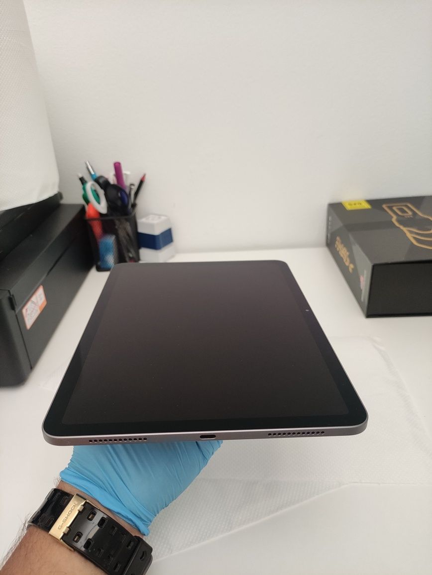 iPad Air 11" M2 – Като нов, с гаранция, батерия 100%(Продадено)