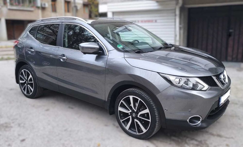Продавам Nissan Qashqai дизел 4х4 2016 г. Всички екстри за модела.