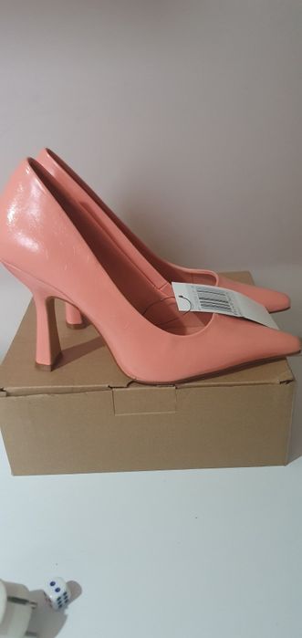 Pantofi MANGO noi mărime 38