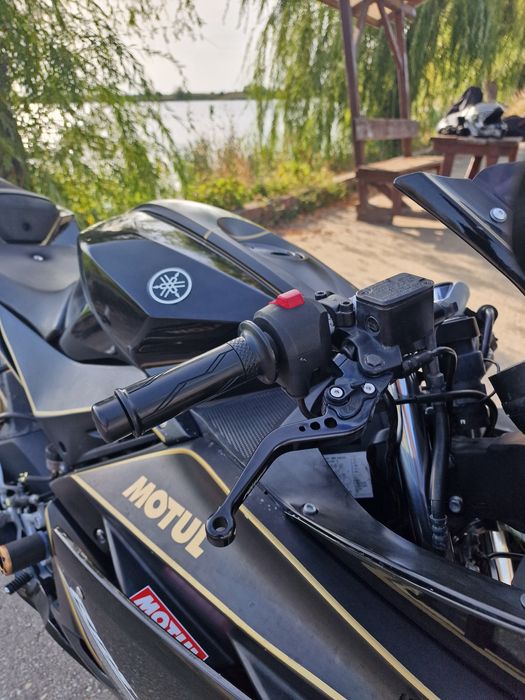 Yamaha YZF-R125 2013