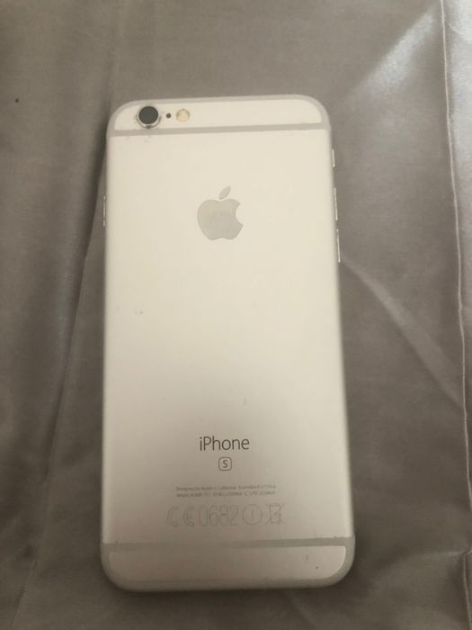 Телефон iPhone 6 s 64GB