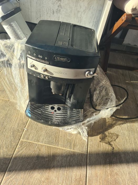 Miele. Delonghi, Melitta, Saeco  și jura c5 , expresore de cafea