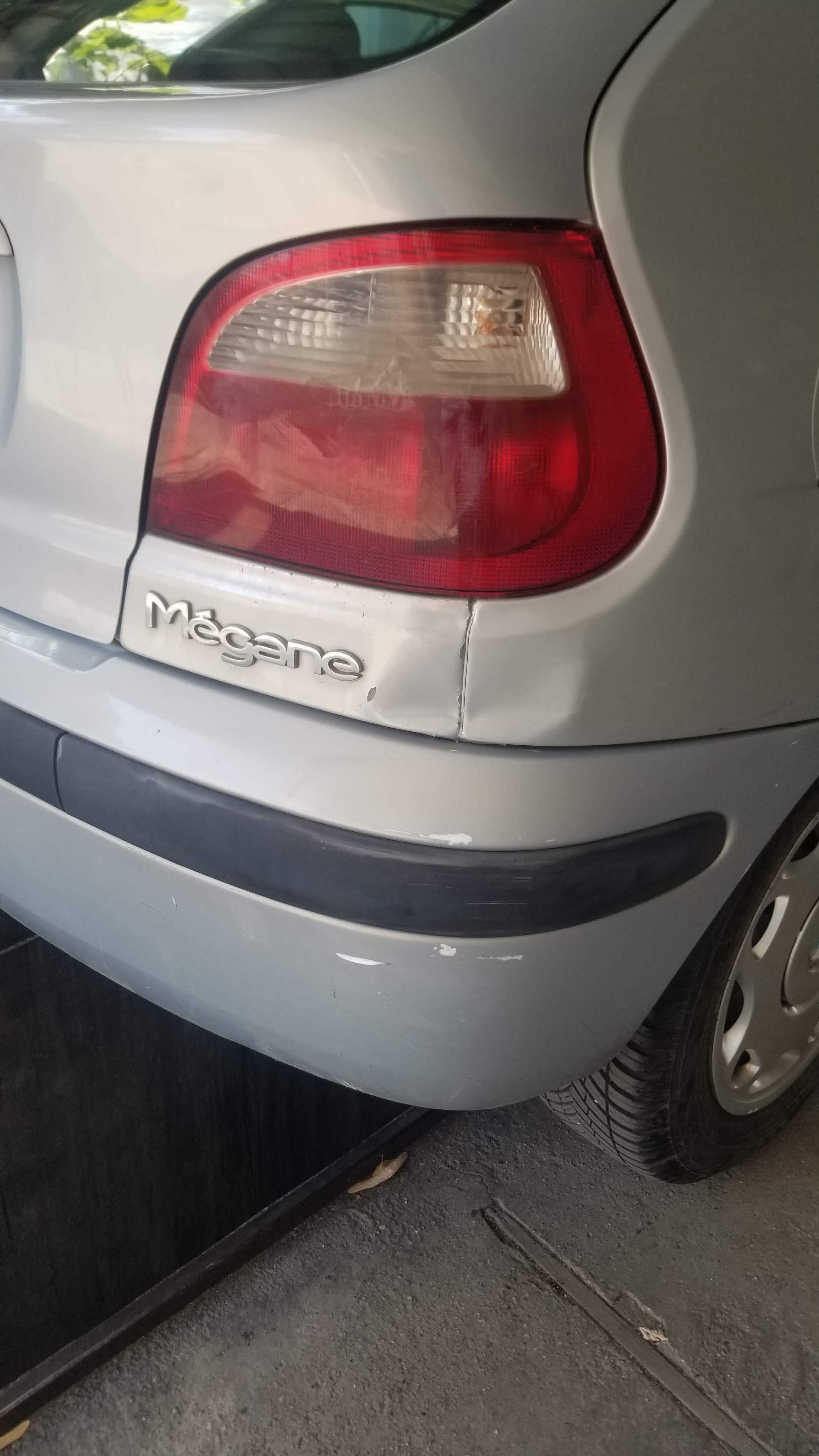 Renault Megane 1.6 бензин