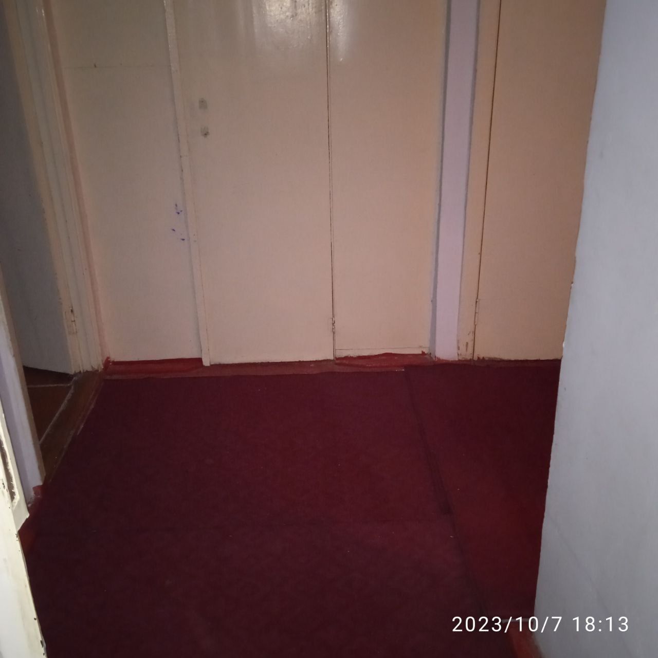 Зангиота туманида 2 хонали кв. оилага ижарага берилади.