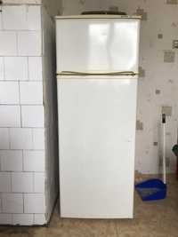 Хладилник Снайге 140