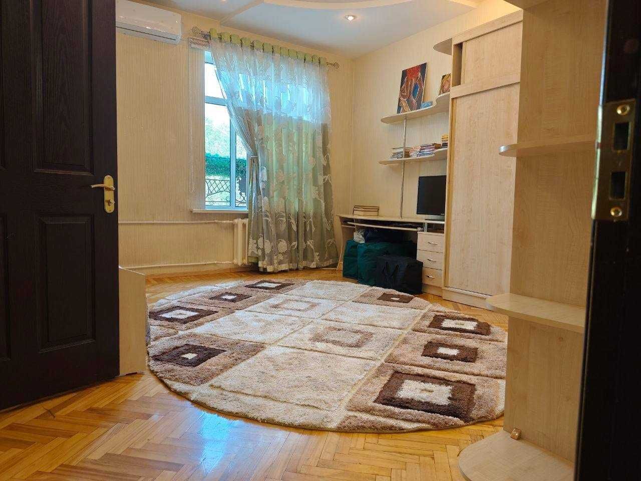 СДАМ КВАРТИРУ В АРЕНДУ /Яккасарай/Косманавтов 2/3/5 378*