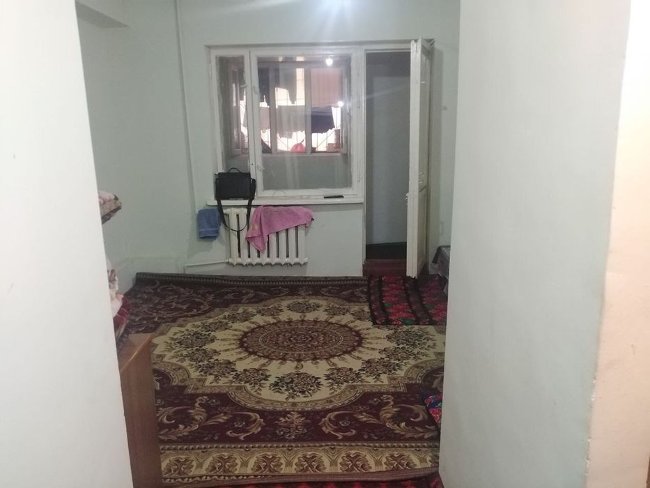 Продаётся квартира. Юнусабад- 2  1в2/1/4