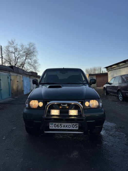 Ниссан Террано р20 3.0 турбо мех