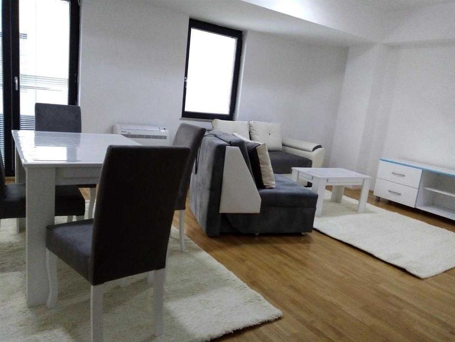 Дава се под наем Двустаен апартамент в Бургас, Братя Миладинови - 60 кв.м за 229.5 € - Снимка #1